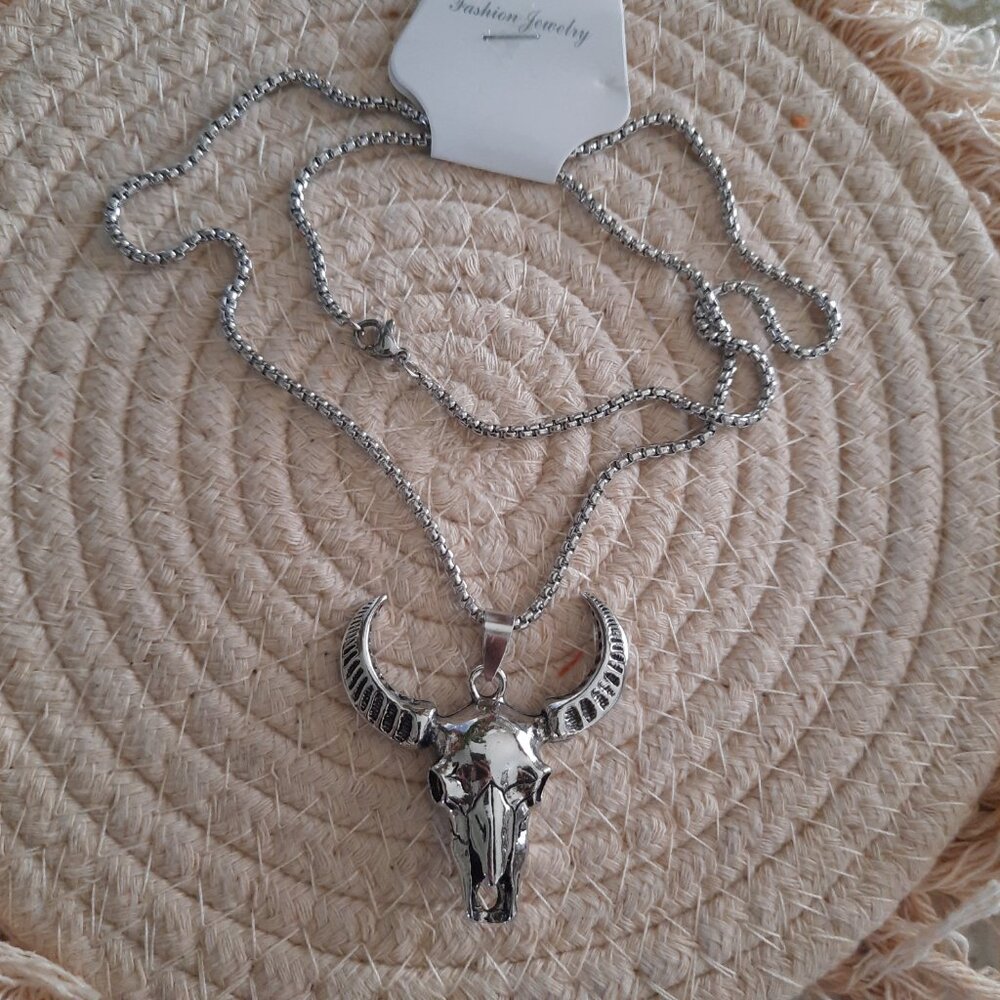 Taurus Bull Head Pendant Gothic Pendant Necklace - Stainless Steel, NEW!